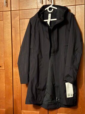 Lululemon Rain Rebel Hoodie Jacket Sz 8 Black New $272